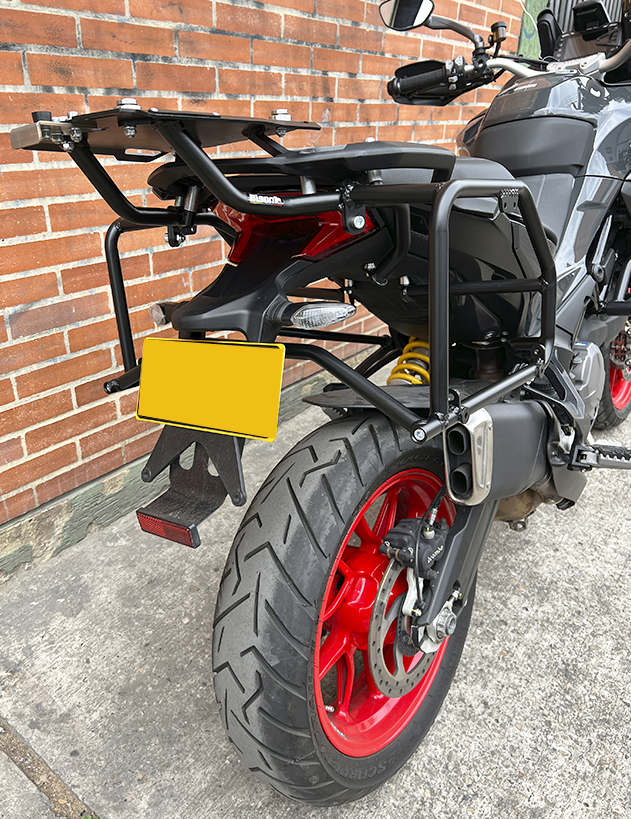 HERRAJE LATERAL DUCATI MULTISTRADA V2