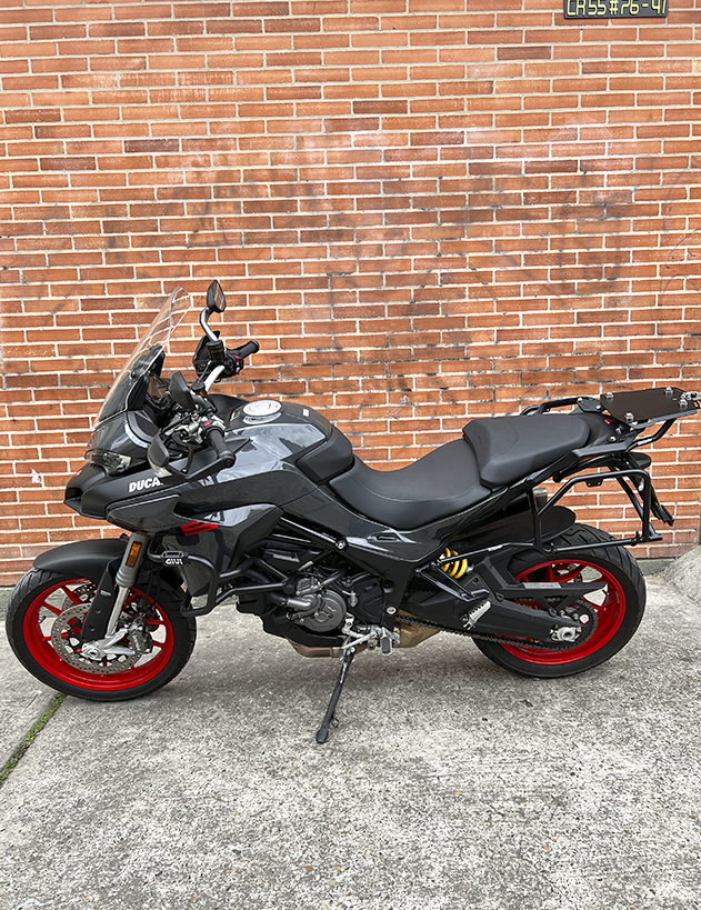 HERRAJE LATERAL DUCATI MULTISTRADA V2