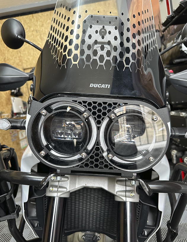 PROTECTOR DE FAROLA DUCATI DESERT X