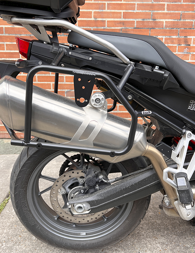 HERRAJE LATERAL BMW F 750 GS - F 850 GS