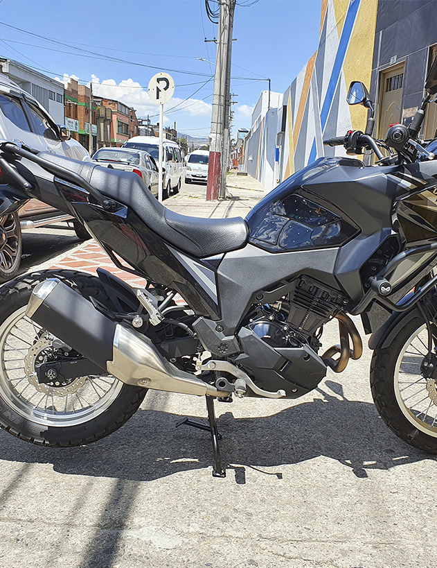 CABALLETE CENTRAL VERSYS 300