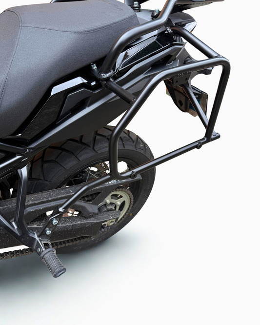 HERRAJE LATERAL SUZUKI V-STROM 800DE