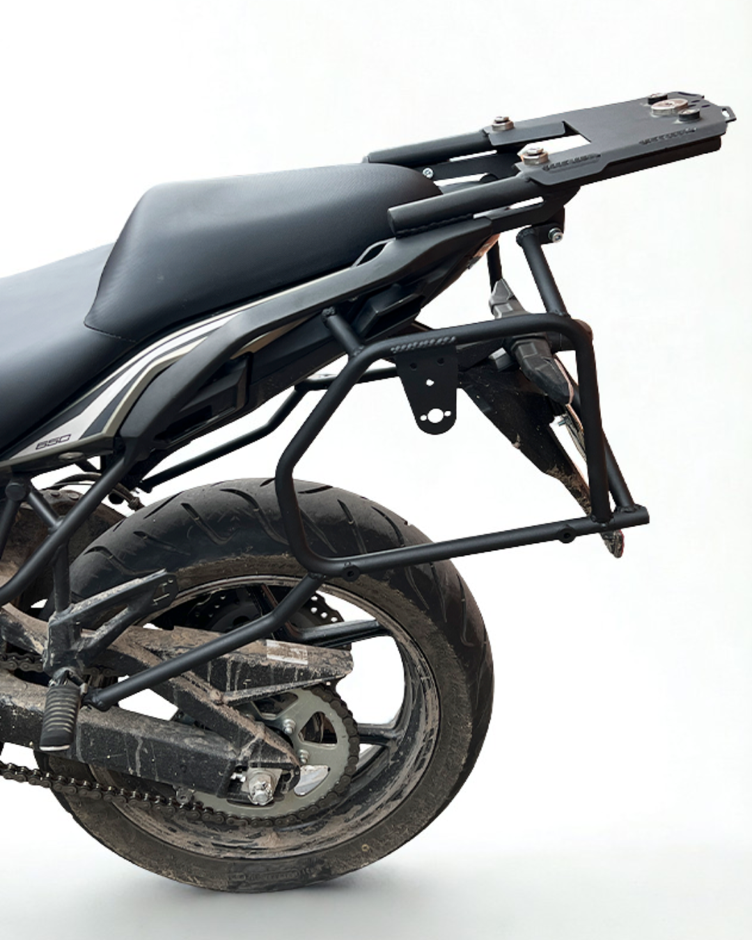 HERRAJE LATERAL KAWASAKI VERSYS 650 (2015 - 2024)