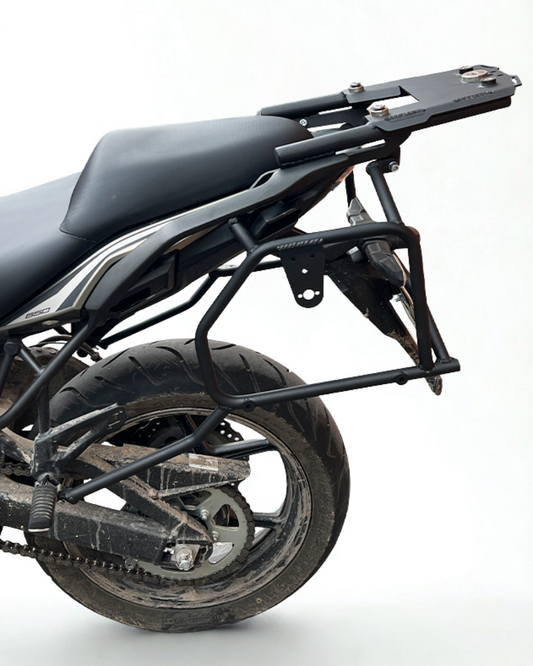HERRAJE LATERAL KAWASAKI VERSYS 650 (2015 - 2024)